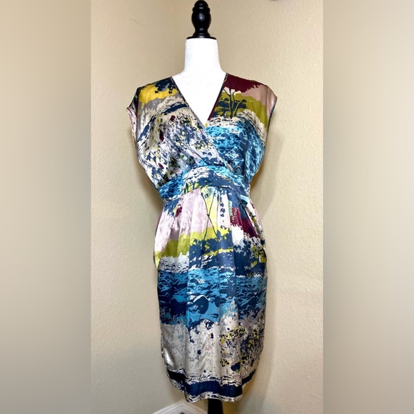 Akiko Silk Pockets Midi Empire Waist Dress - Picture 3 of 14